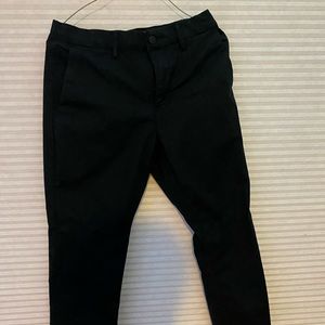 Old navy men’s ultimate tech slim fit